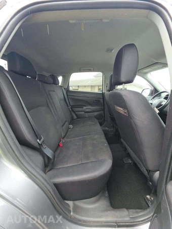 2014 Mitsubishi Outlander Sport ES – miniatura 13