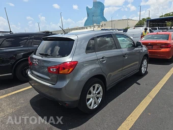 2014 Mitsubishi Outlander Sport SE – miniatura 4