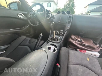 2014 Nissan 370Z NISMO Coupe - miniatura 9