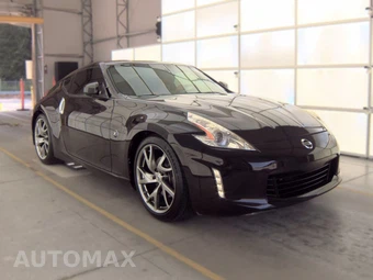 2014 Nissan 370Z Touring Coupe – miniatura 4