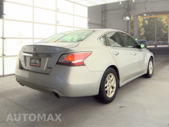 2014 Nissan Altima 2.5 S - miniatura 4