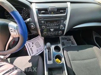 2014 Nissan Altima 2.5 S - miniatura 7