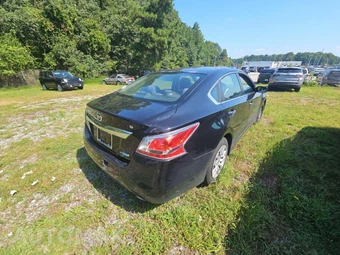 2014 Nissan Altima 2.5 S - miniatura 3