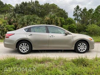 2014 Nissan Altima 2.5 S - miniatura 5