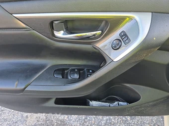 2014 Nissan Altima 2.5 SL – miniatura 9