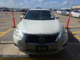 2014 Nissan Altima 2.5 SV – miniatura 2