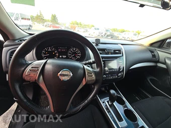 2014 Nissan Altima 2.5 SV - miniatura 11