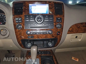 2014 Nissan Armada SL - miniatura 11