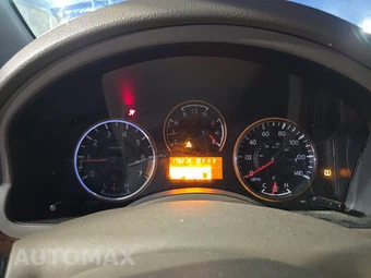 2014 Nissan Armada SL - miniatura 12