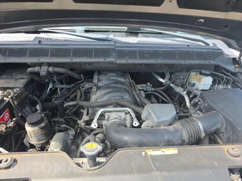 2014 Nissan Armada SV – miniatura 29