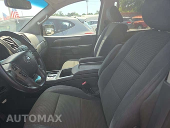 2014 Nissan Armada SV – miniatura 3