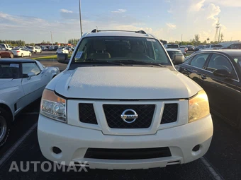 2014 Nissan Armada SV - miniatura 2