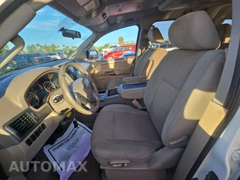 2014 Nissan Armada SV - miniatura 7