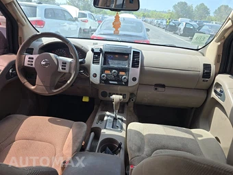 2014 Nissan Frontier SV Crew Cab Medium Bed – miniatura 11