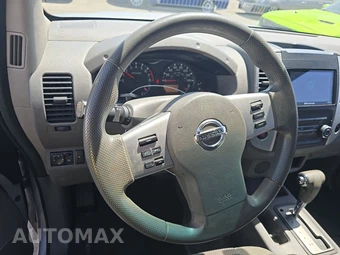 2014 Nissan Frontier SV Crew Cab Medium Bed - miniatura 10