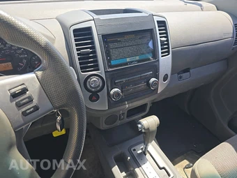 2014 Nissan Frontier SV Crew Cab Medium Bed - miniatura 11