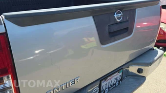 2014 Nissan Frontier SV Crew Cab Medium Bed - miniatura 22