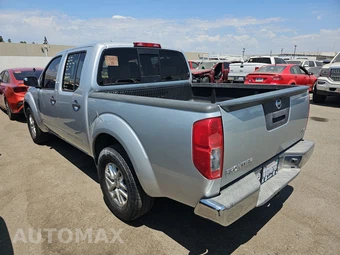 2014 Nissan Frontier SV Crew Cab Medium Bed - miniatura 6