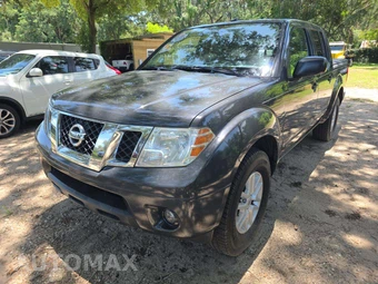 2014 Nissan Frontier SV Crew Cab Medium Bed