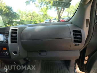 2014 Nissan Frontier SV Crew Cab Medium Bed – miniatura 19