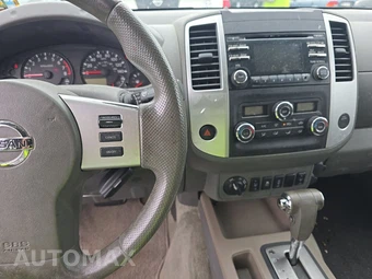 2014 Nissan Frontier SV Crew Cab Medium Bed – miniatura 11
