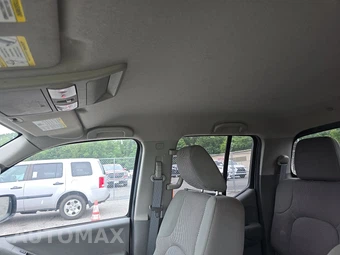 2014 Nissan Frontier SV Crew Cab Medium Bed – miniatura 17