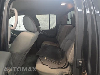 2014 Nissan Frontier SV Crew Cab Medium Bed – miniatura 13