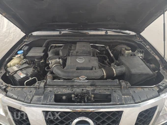 2014 Nissan Frontier SV Crew Cab Medium Bed – miniatura 15