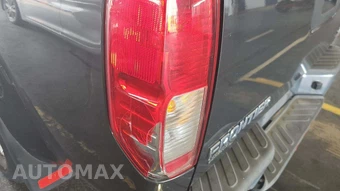 2014 Nissan Frontier SV Extended Cab Medium Bed – miniatura 29