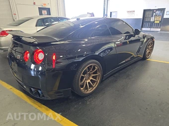 2014 Nissan GT-R Black Edition - miniatura 4