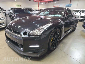 2014 Nissan GT-R Premium