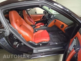 2014 Nissan GT-R Premium - miniatura 18