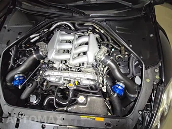 2014 Nissan GT-R Premium - miniatura 24