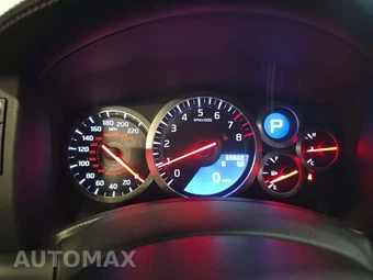 2014 Nissan GT-R Premium - miniatura 9