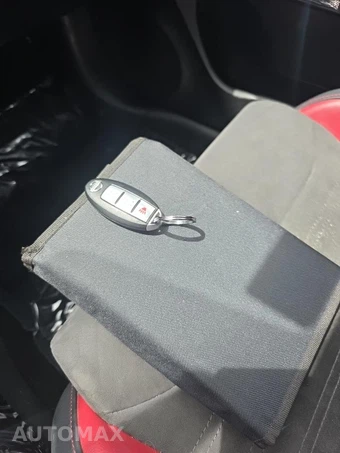 2014 Nissan JUKE NISMO RS - miniatura 32