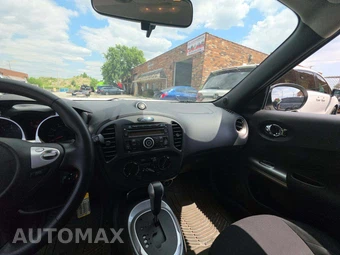 2014 Nissan JUKE S – miniatura 10