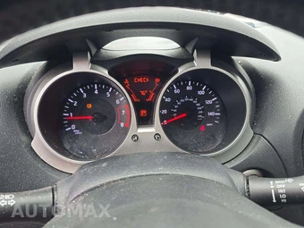 2014 Nissan JUKE SL - miniatura 9