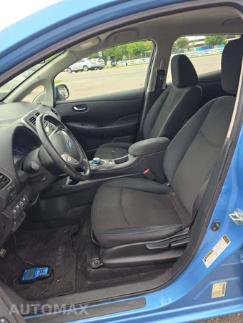 2014 Nissan LEAF S – miniatura 3