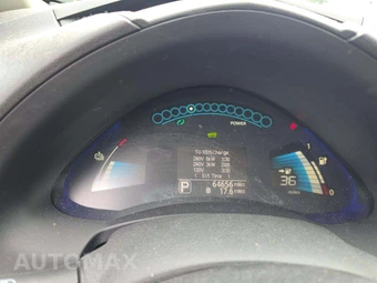 2014 Nissan LEAF S – miniatura 6