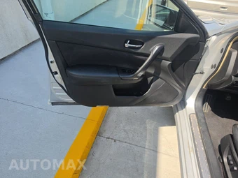 2014 Nissan Maxima 3.5 S - miniatura 9