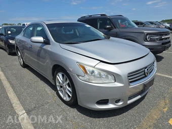 2014 Nissan Maxima 3.5 S - miniatura 3