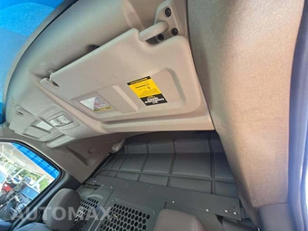 2014 Nissan NV2500 HD Cargo SV High Roof 146.1" WB - miniatura 11