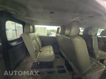 2014 Nissan NV3500 HD Passenger SL 146.1" WB - miniatura 14