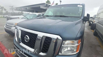 2014 Nissan NV3500 HD Passenger SL 146.1" WB - miniatura 23