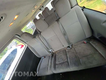 2014 Nissan NV3500 HD Passenger SV 146.1" WB - miniatura 13