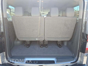 2014 Nissan NV3500 HD Passenger SV 146.1" WB - miniatura 14