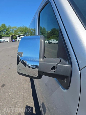 2014 Nissan NV3500 HD Passenger SV 146.1" WB - miniatura 23