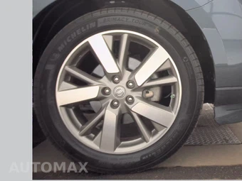 2014 Nissan Pathfinder Hybrid Platinum - miniatura 10