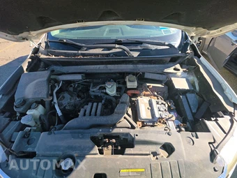 2014 Nissan Pathfinder Hybrid SV – miniatura 16