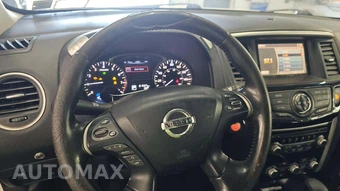 2014 Nissan Pathfinder Hybrid SV – miniatura 31